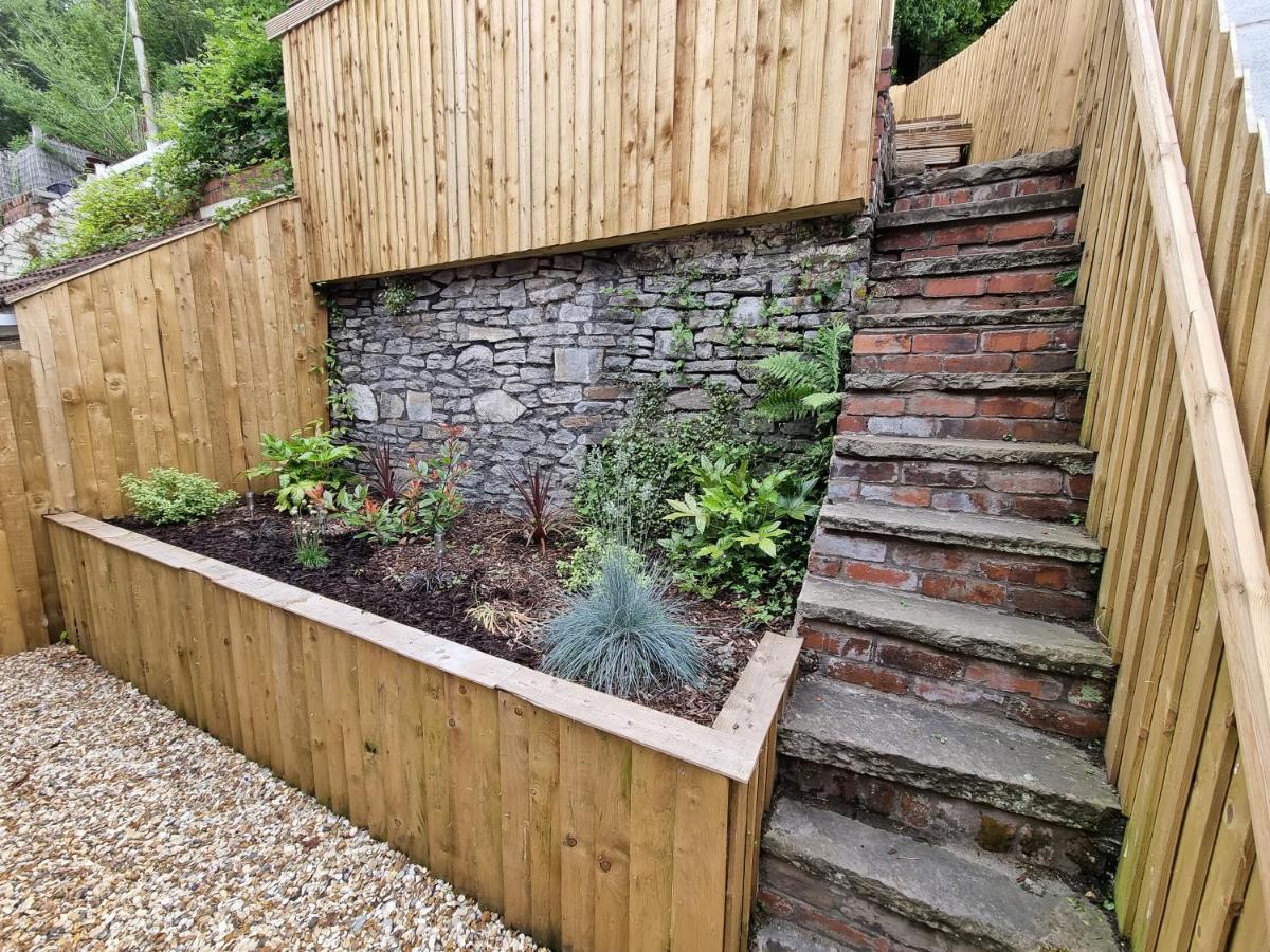 Hill View Villa Abertillery Exterior photo