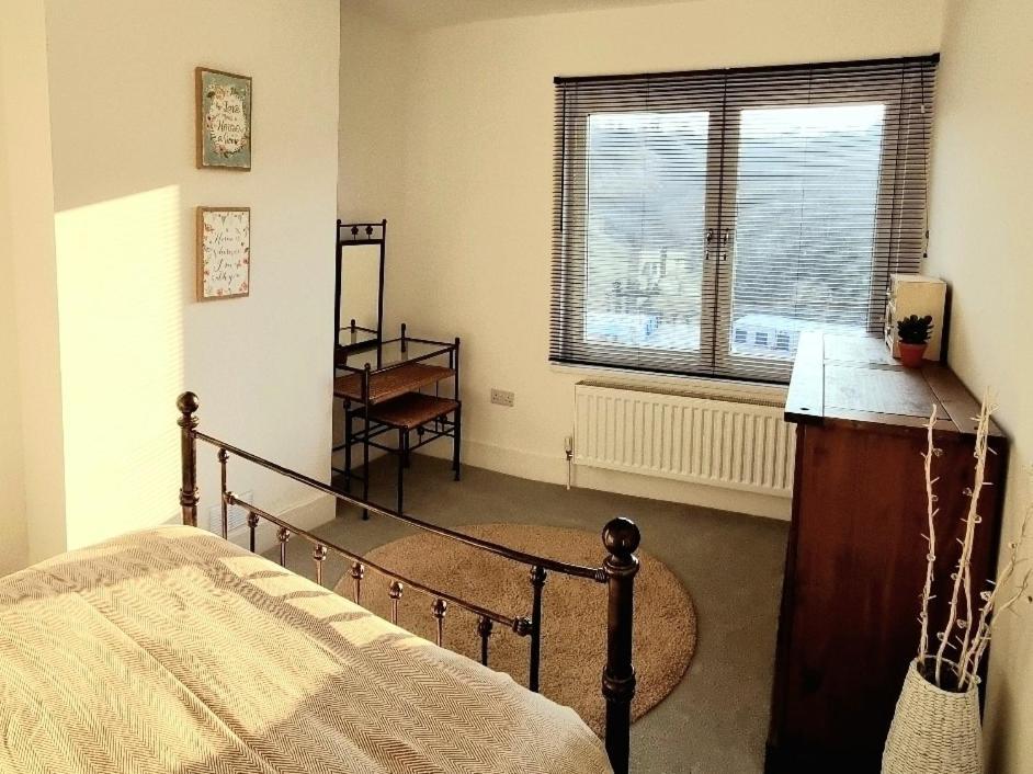 Hill View Villa Abertillery Exterior photo